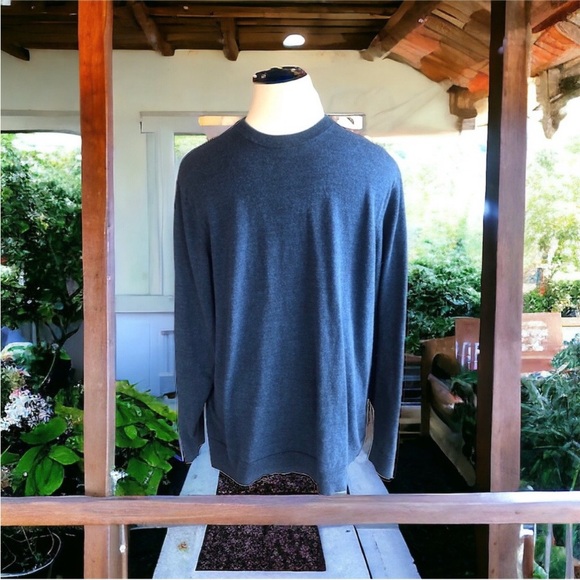 Old Navy Blue Crewneck Pullover Lightweight Sweater - Picture 1 of 8